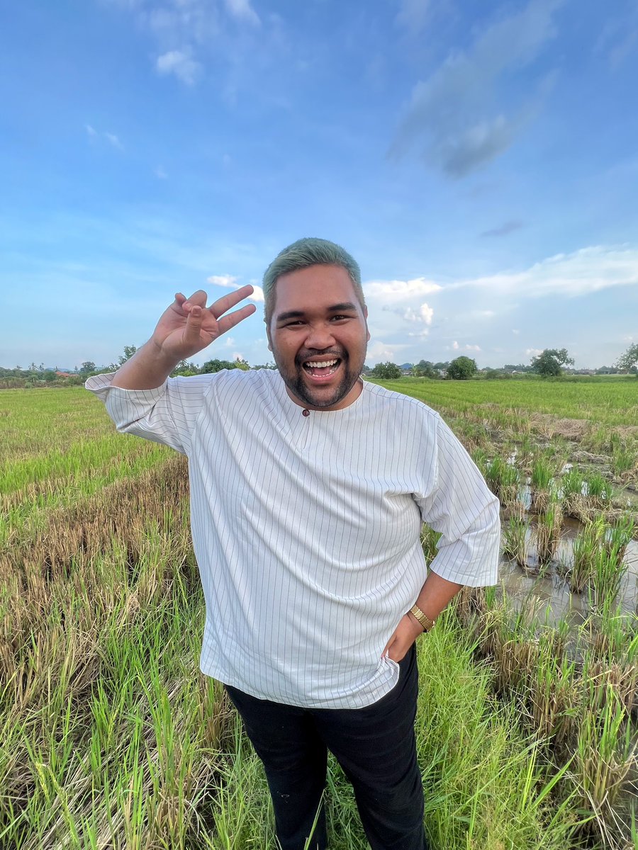 mnf1997's tweet photo. masih raya https://t.co/8dSVQ9FLSA