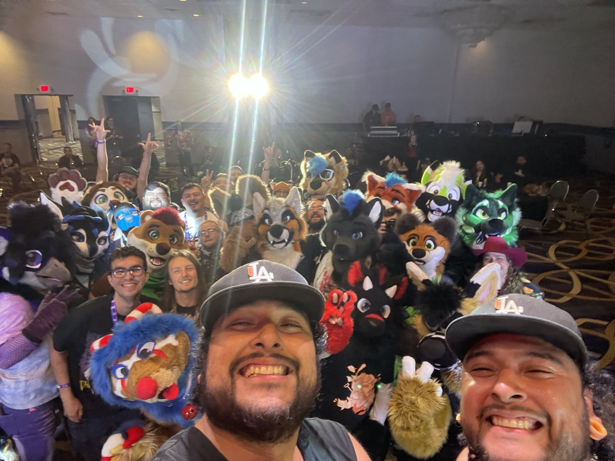 juarez_foxwolf's tweet photo. @LasVegasFurCon I really wanna thank every single one of you for coming to our show today!! 3 years of the growing love and we would love to come back
Big shout out to @thatpoppunkwolf #FarBelowPerfect killed it tonight!
Thank you and see yall next year π€π½πππ€π½
#LVFC2025 https://t.co/wo2W3QhZUy