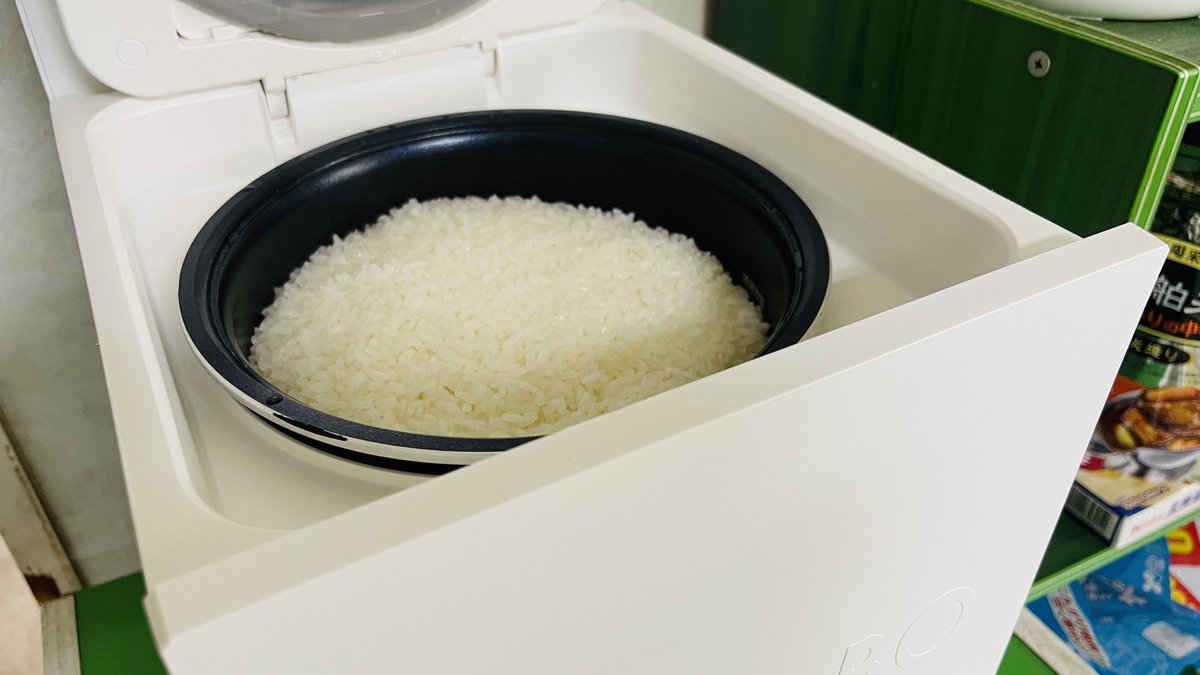 BUNHO69's tweet photo. 豚こまは1Kg買って150gずつタッパに詰めて冷凍保存してます。
ご飯は8合炊いて1合ずつタッパに詰めて冷凍保存してます。

#ぶんほーキッチン #おうちごはん #冷凍保存 #ご飯 #豚小間 #ミントグリーン @LOCABO1 #LOCABO https://t.co/Lqrm9gFVEM