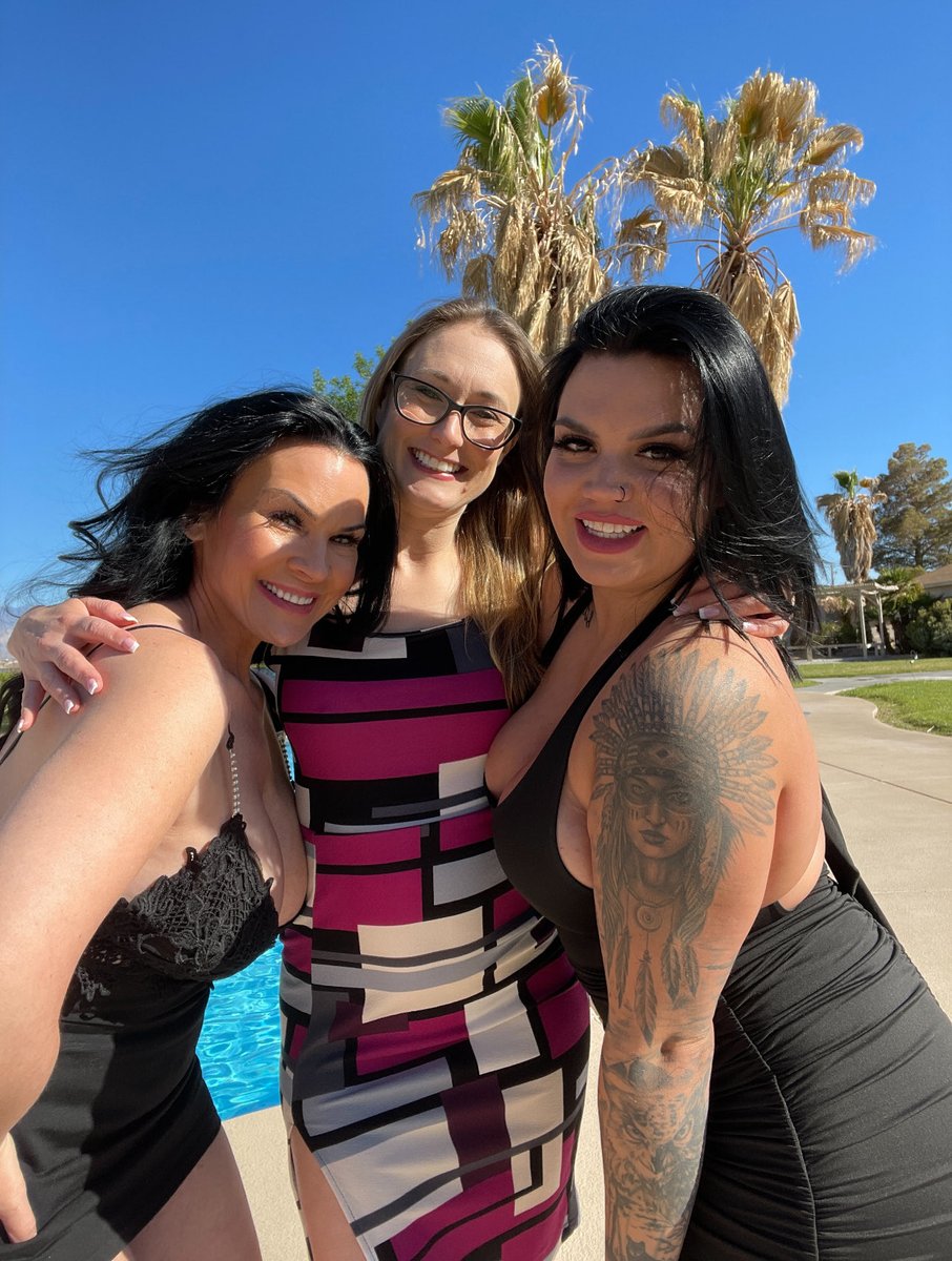 Did you miss us??😜 <a href="/CamiAllOverMe/">Em Marie</a> <a href="/OpheliaKaan/">Ophelia Kaan</a> <a href="/SherisBrothel/">Sheri's Ranch</a>