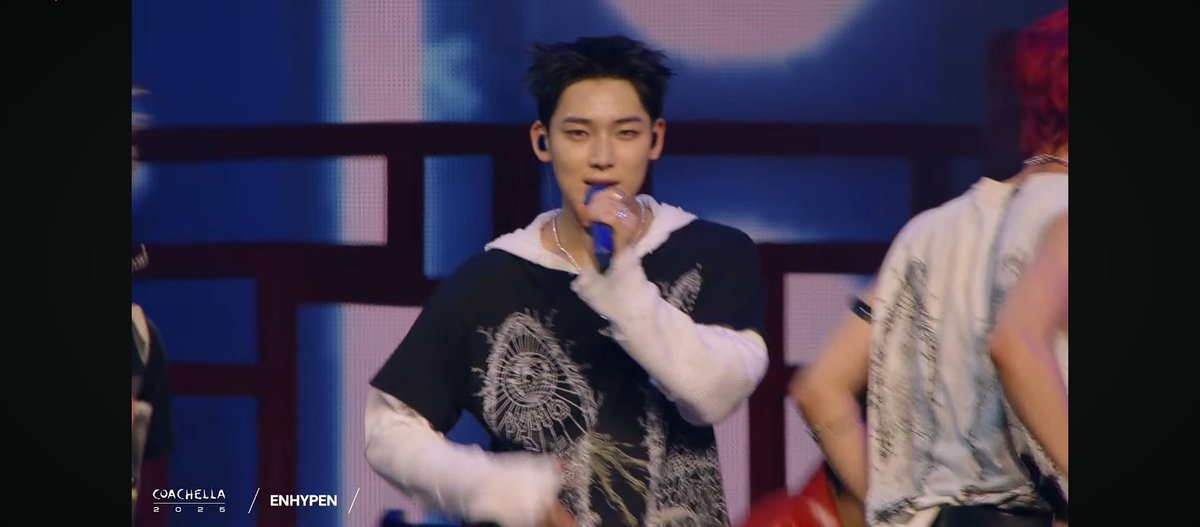nauuurrrrrrr's tweet photo. PLEASE KAMUKHA NI MINGYU SI SUNOO 😭😭😭 Never beating the minwon child allegations 😭 SUNOO LOOKS ESPECIALLY HANDSOME TODAY!!!!

ENHYPEN VAMPS UP COACHELLA
#ENHYPENinCoachella #ENCHELLA2025 #COACHELLA https://t.co/yZRxfUY15V
