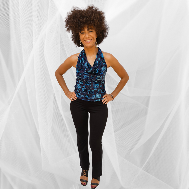 Mirameswim's tweet photo. This pant is also available in the Embossed Print - think athleisure but extra luxe.
https://t.co/oQc0M2CaRo https://t.co/uIjLA0wYKd