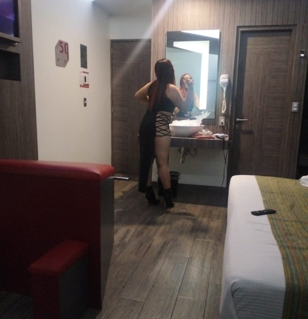 Ya estamos en Sqadra Coacalco, quién jala, pareja o single, la noche es joven 😈😈