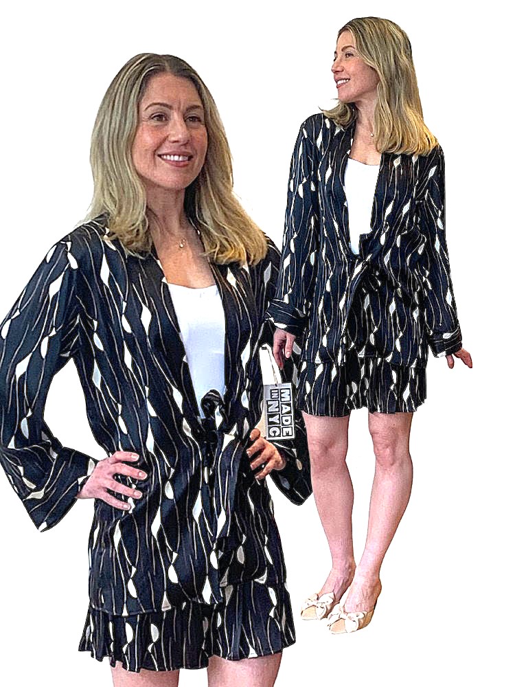 Mirameswim's tweet photo. Catherine wears the Le Smoking Hot Jacket in Night Willow with matching Pleated Mini Skirt. Perfect for a date night.
https://t.co/oQc0M2CaRo https://t.co/hT9Kc4Oiam