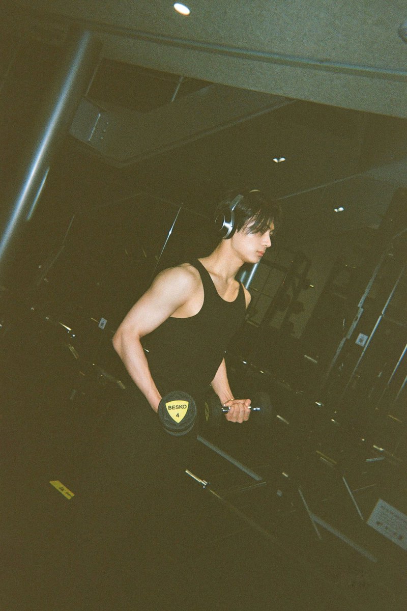 jongseongsfilm's tweet image. #HappyBirthJAY