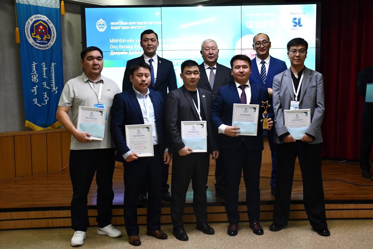 ММНБИ-ийн Хүндэт гишүүн, Сангийн 18 дахь сайд Далрайн Даваасамбуугийн нэрэмжит Нягтлан Бодох Бүртгэлийн Улсын XXVI олимпиадад хувийн дүнгээр Мандах ИС -ийн Дархан-Уул аймаг дахь салбар сургуулийн оюутан Б.Номундарь аваргалсан бол багийн дүнгээр 1-р байрыг СЭЗИС эзэллээ.