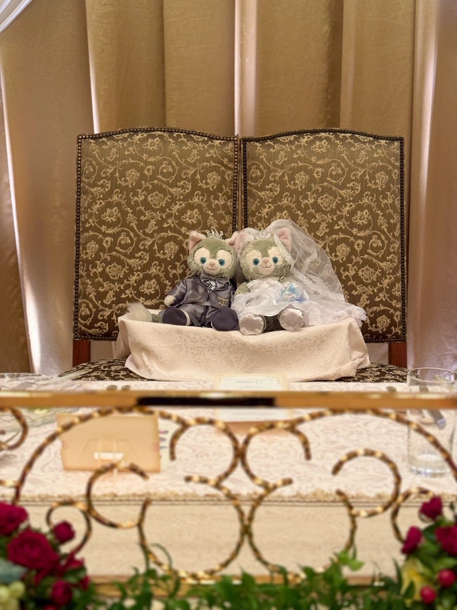 alice_amethyst's tweet photo. りこさんと結婚しました〜いえ〜〜〜〜！ https://t.co/PWGiGte2vZ
