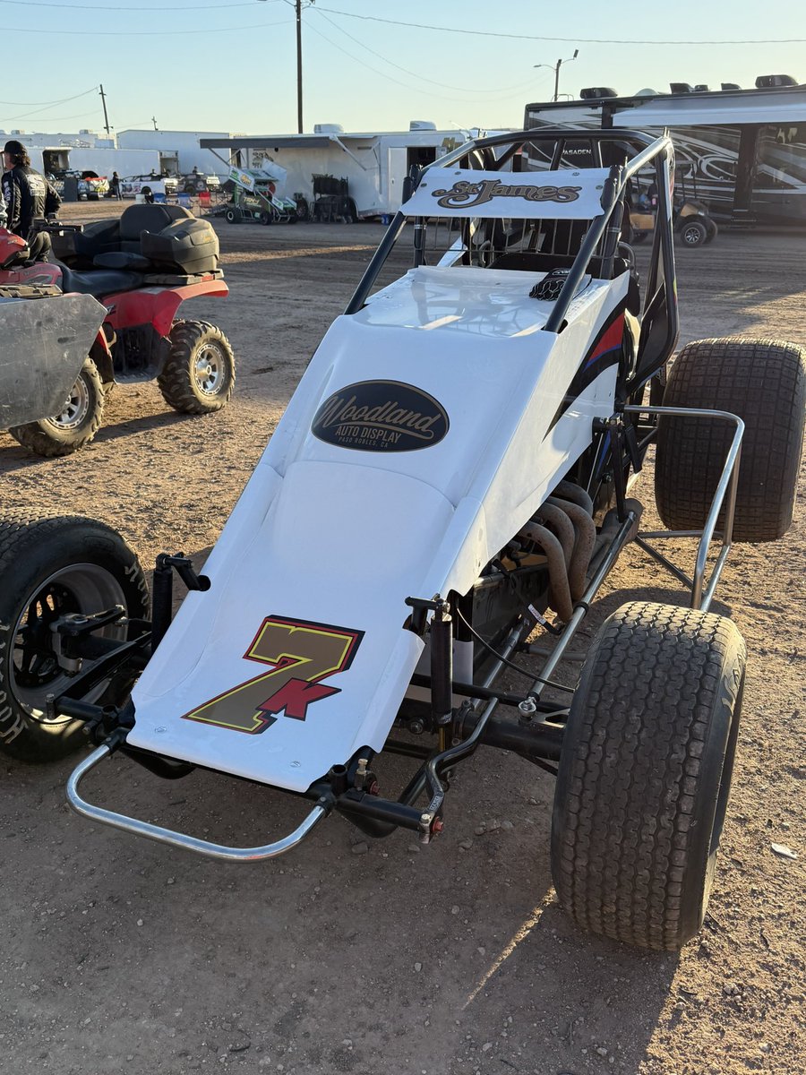 This is the “before” shot. 

Headed out for the 25 lap Main at C.A.R.