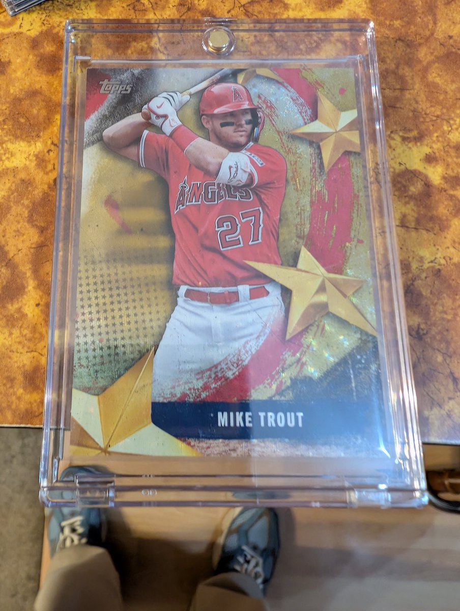 bigrb9's tweet photo. @Topps My son, a huge Trout fan, and I just pulled this 1/1 tonight....would have to say it's our fave now.. https://t.co/J0LfXJ8CNc
