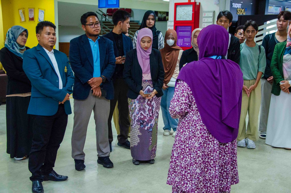 psbuum's tweet photo. PSB UUM berbesar hati menerima kunjungan delegasi dari Saiburi Chaengprachakarn School, Thailand pada 14 April 2025. 
Terima kasih diucapkan kepada semua delegasi dan semoga lawatan ini menjadi permulaan kepada hubungan kerjasama yang lebih erat di masa akan datang. https://t.co/9tFMle0VOb