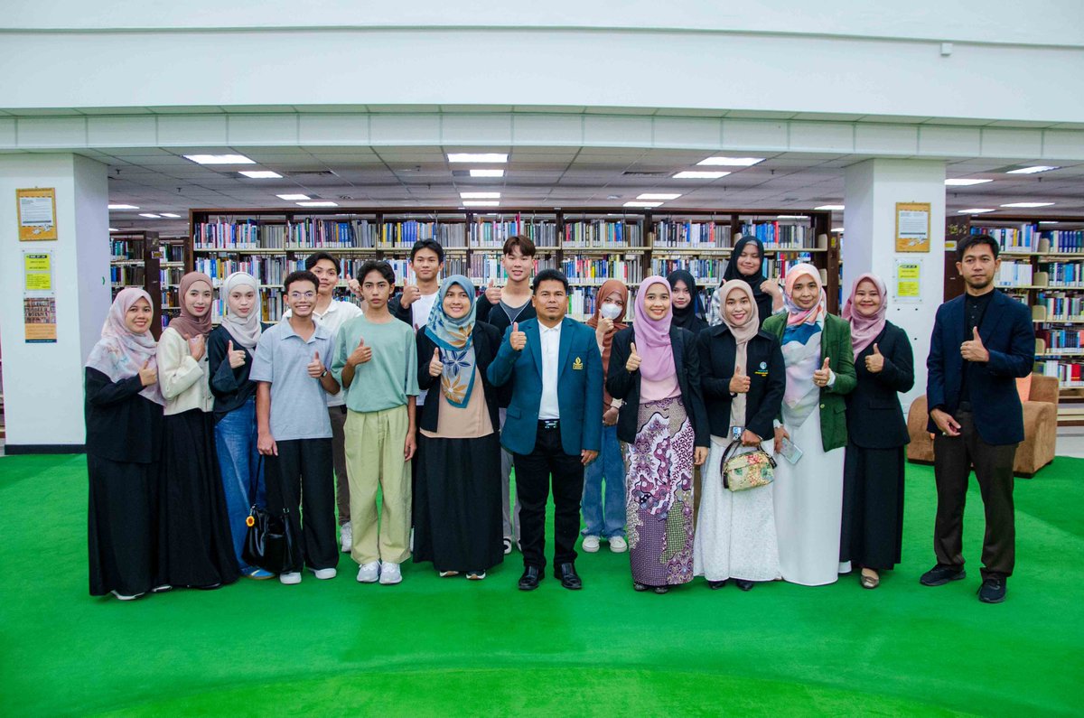 psbuum's tweet photo. PSB UUM berbesar hati menerima kunjungan delegasi dari Saiburi Chaengprachakarn School, Thailand pada 14 April 2025. 
Terima kasih diucapkan kepada semua delegasi dan semoga lawatan ini menjadi permulaan kepada hubungan kerjasama yang lebih erat di masa akan datang. https://t.co/9tFMle0VOb