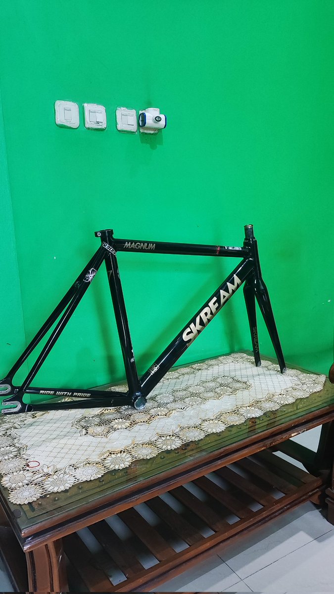 Eclair Waffle tweet media