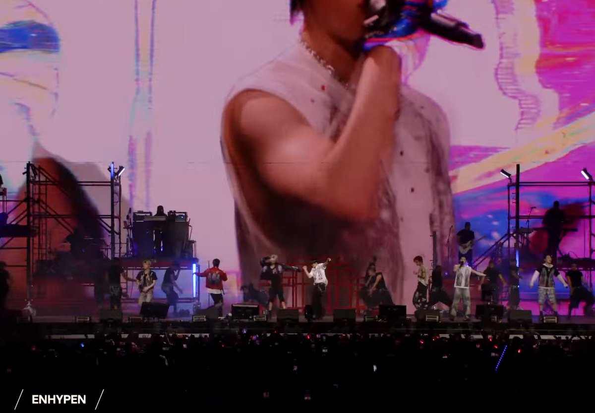 hourly_sh's tweet photo. sunghoon biceps on the big screen.... https://t.co/s9o9fJG4N5