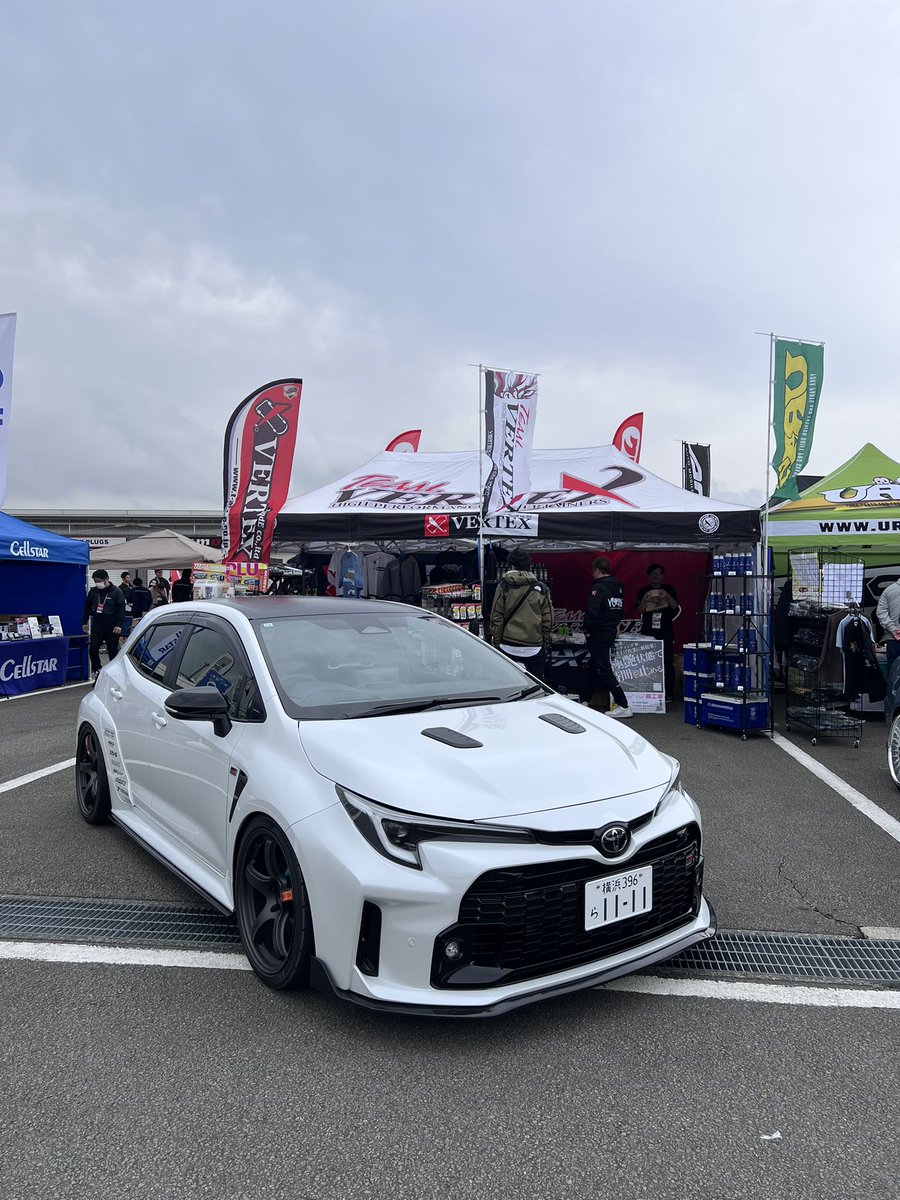 VERTEXSPY's tweet photo. モーターファンフェスタ2025がスタートしました!
Aパドックでみなさまのお越しをお待ちしております!
ステアリングやシフトノブ、ミニカーまで現物をご覧いただけますのでぜひお立ち寄りくださいね♪
#VERTEXsteering
#vertex
#モーターファンフェスタ https://t.co/95C21CzN6R