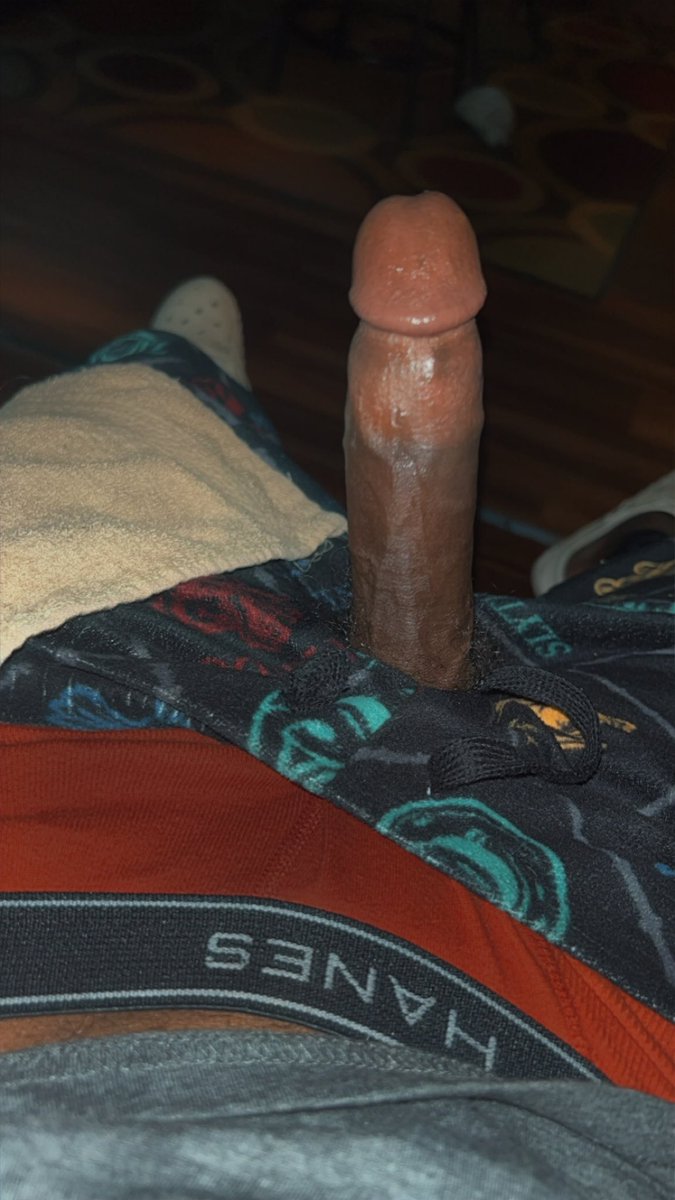 i_lovee_sex's tweet photo. Is daddy dick pretty enough to suck??😊 https://t.co/Aq6dT5D4pr