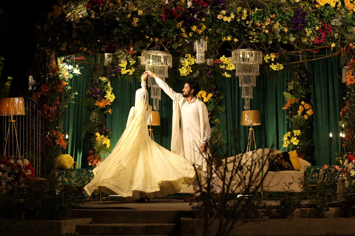 kajolmanshad's tweet photo. Nikkah anniversary 🤍 #20thApril https://t.co/cxKm9IT9Sf