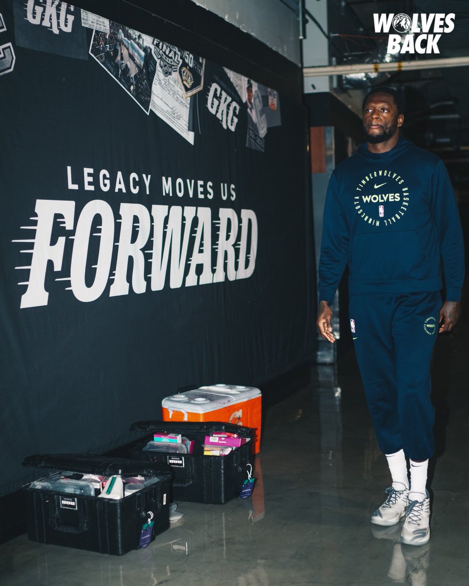 Timberwolves's tweet photo. ROLL CALL: drop a wolf emoji if you’re ready.

🐺🐺🐺🐺🐺 https://t.co/icv3bC0DqU