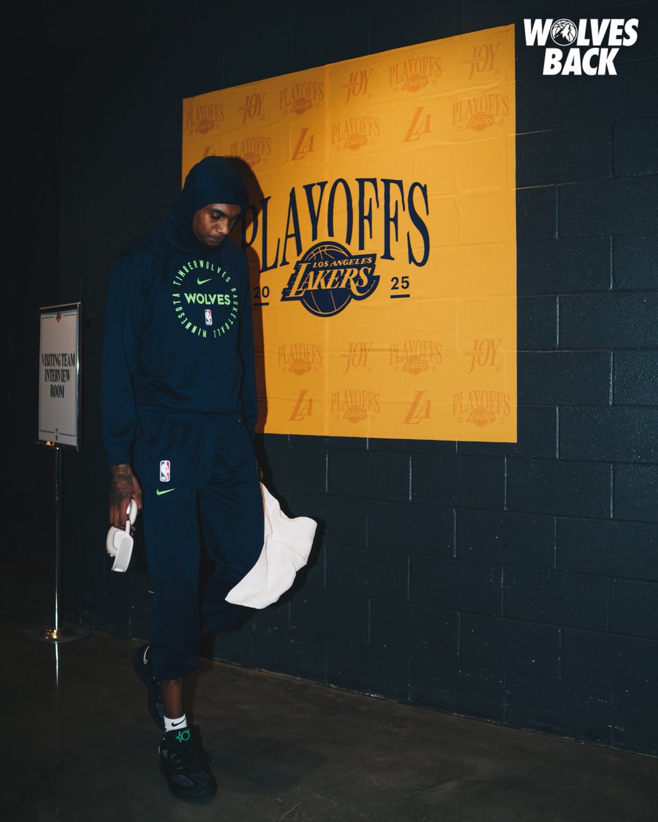 Timberwolves's tweet photo. ROLL CALL: drop a wolf emoji if you’re ready.

🐺🐺🐺🐺🐺 https://t.co/icv3bC0DqU
