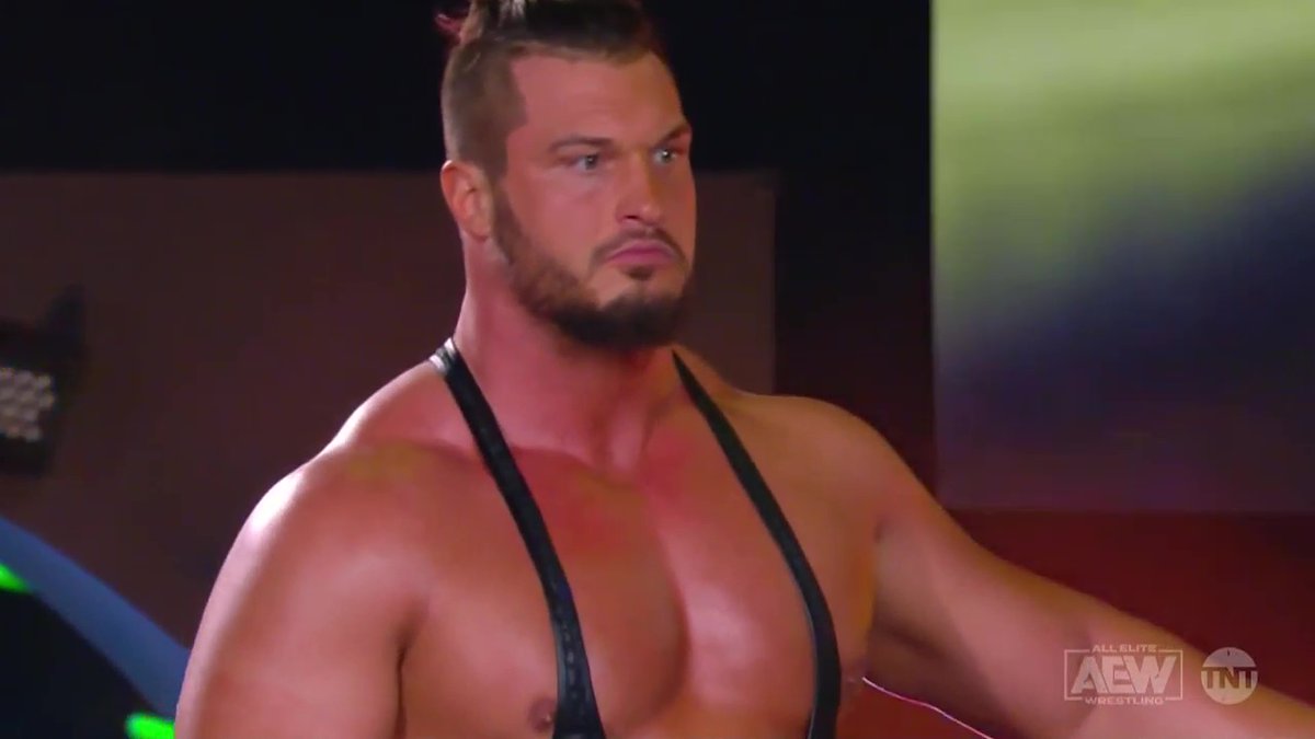 WardlowFansite's tweet photo. #AEWDynamite April 2020 Screencaptures: https://t.co/kIOvgHeUuv - @RealWardlow

#Wardlow #WardlowsWorld #AEW #AEWDynamite https://t.co/eT8dNvbVc0