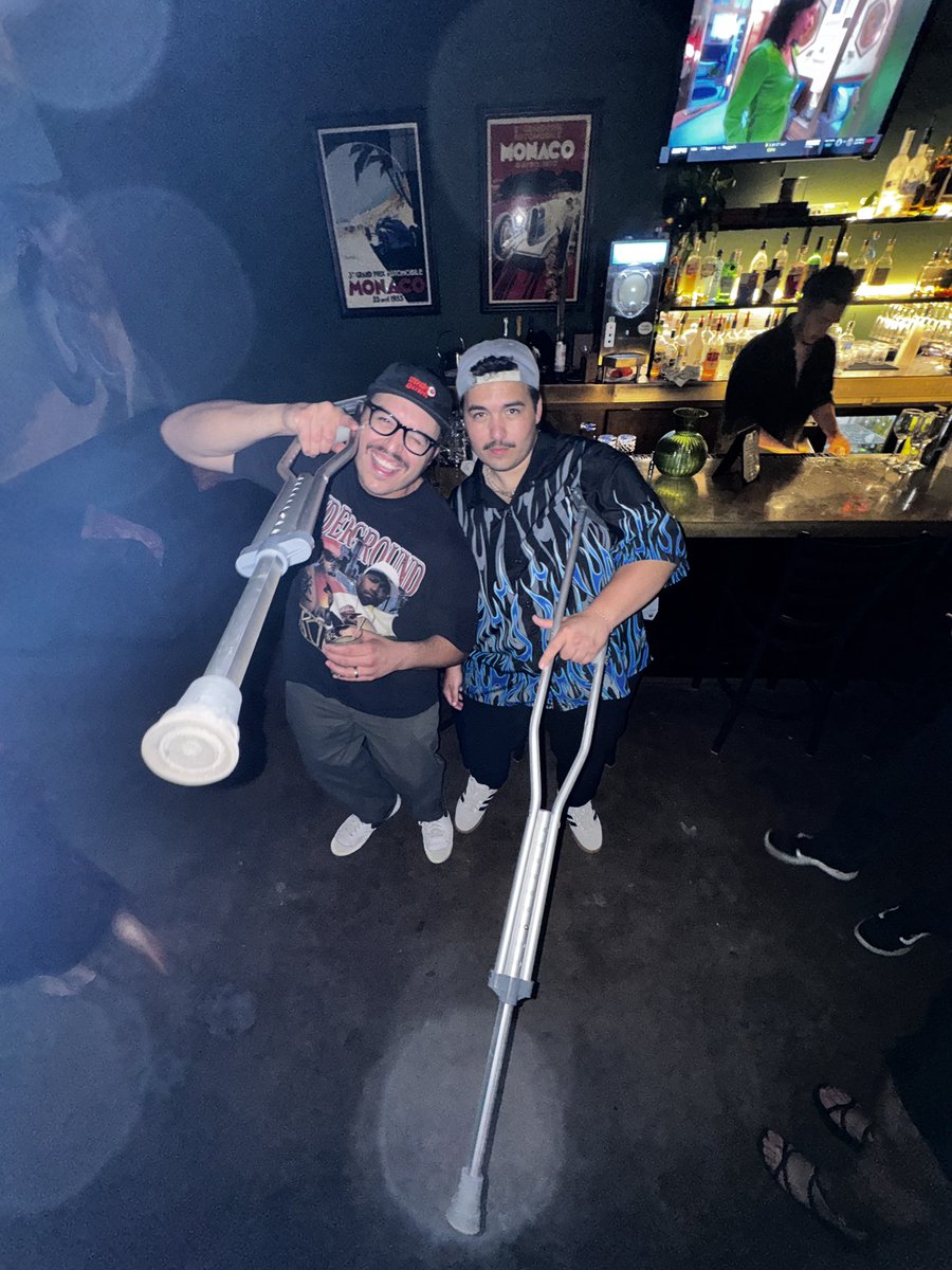 Crutches in da club bc I can’t stand u hoes 🩼