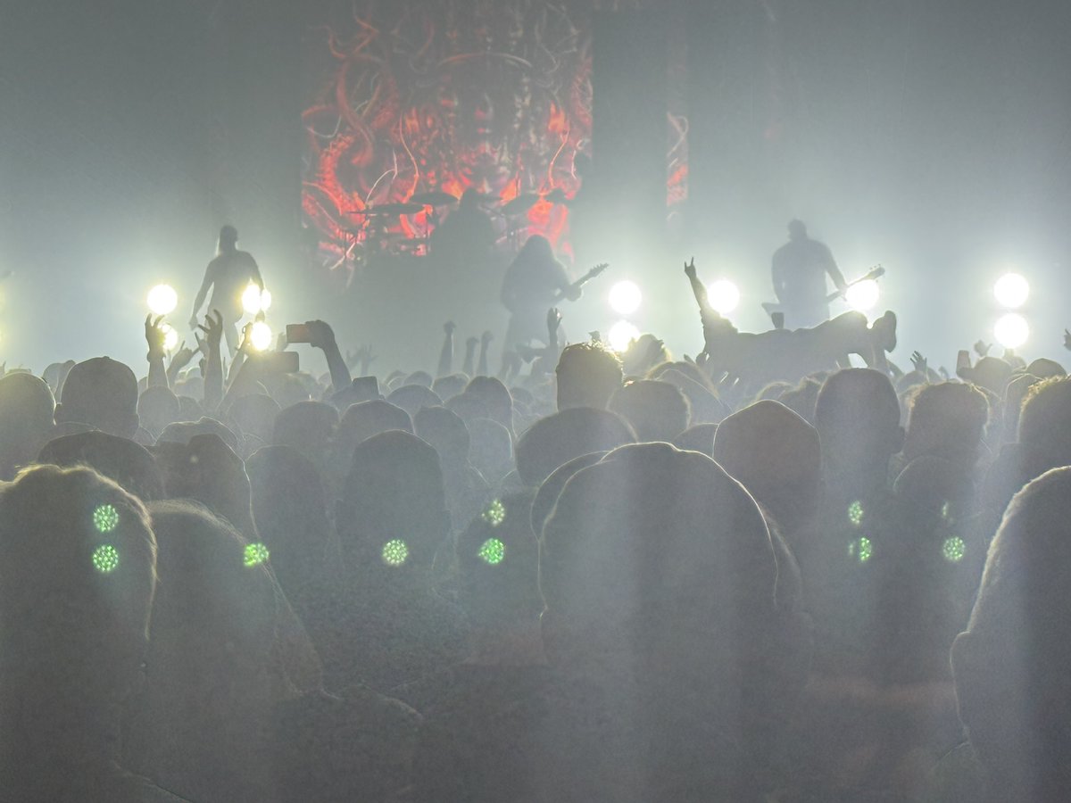 Had a great time at the <a href="/meshuggah/">Meshuggah</a> concert with <a href="/Titan_Kabir/">Kabir Barry</a> last night at the Roxy!  They killed it!