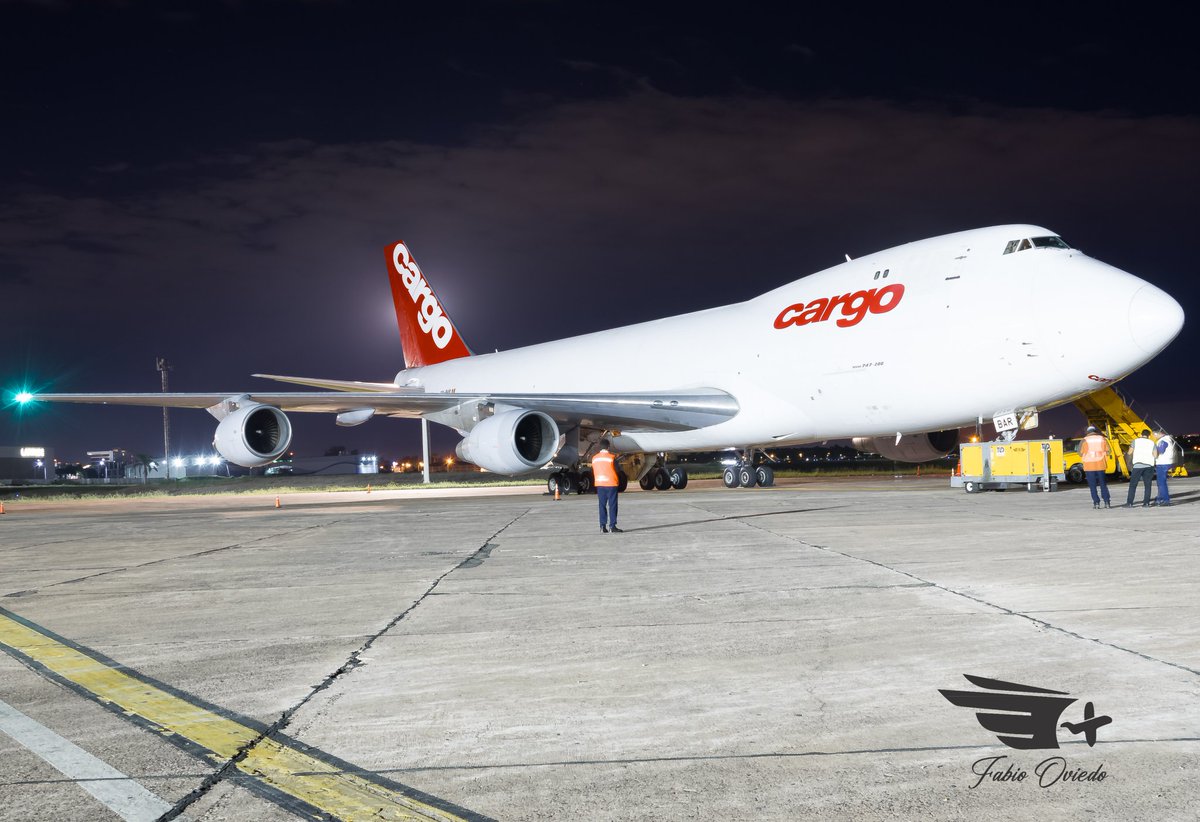 sgaspotting1's tweet photo. Así fue la llegada y la partida del @Boeing 747-243F con registro ER-BAR 🇲🇩 (Moldavia) de la compañía de Cargas #FlyPro en el Aeropuerto Internacional Silvio Pettirossi 🇵🇾
El vuelo procedente desde Accra 🇬🇭 con escala en Recife 🇧🇷 
📸 @gus_antunez @SNeilriv9398 @T0T0_leiva https://t.co/3gWeTNzfgr