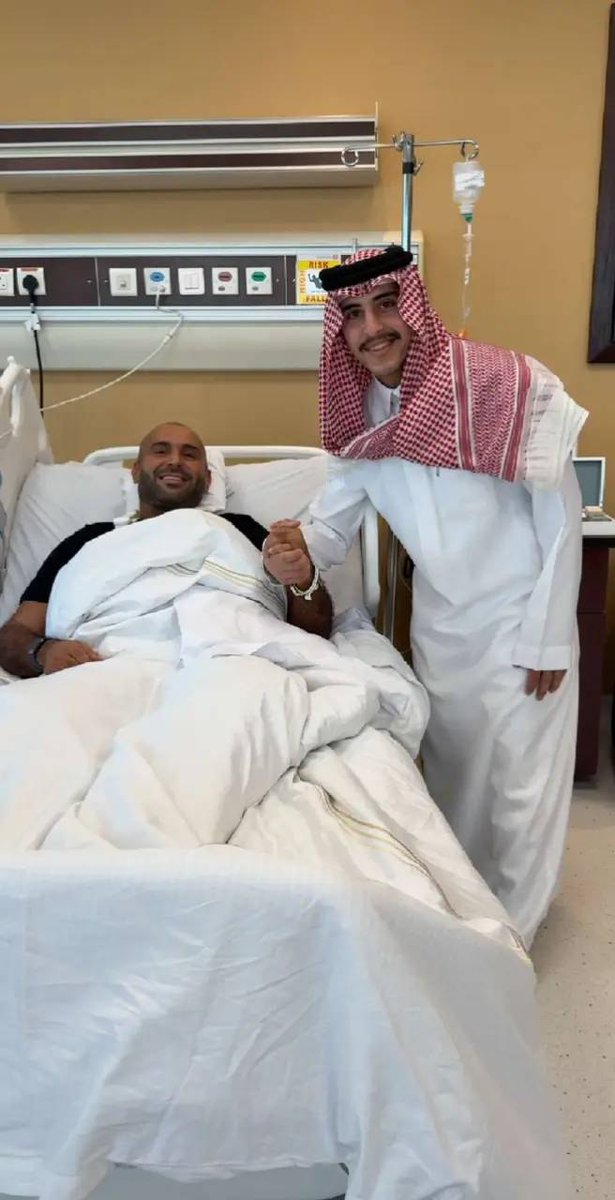 بنية الشفاء #العاجل 
قررت قرار نهائي لا رجعه فيه   

بإذن الله (جميع من تابع حسابي) راح يفوز معاي اليوم وأحفظوا عني هذي التغريدة
الجميع راح يفوز بإذن الله 
لا يجي متابع يقول أنا شاركت معاك وتعبت ولا فزت الآن فرصتك للفوز 
تابعني <a href="/bnt45372/">مسابقات ريان بن حزام</a> ✅ 
سوي رتوويت🔄+لايك❤️
وضع تم🇸🇦