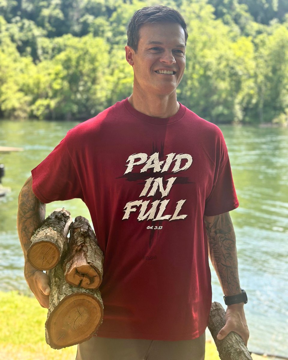 kerusso's tweet photo. Can we just take a moment? PAID. IN. FULL. ❤️ if you're walking in victory.
https://t.co/dfBkwTFShq
#wearyourfaith #jesustees #christianapparel #kerusso https://t.co/mcWlT8j70K