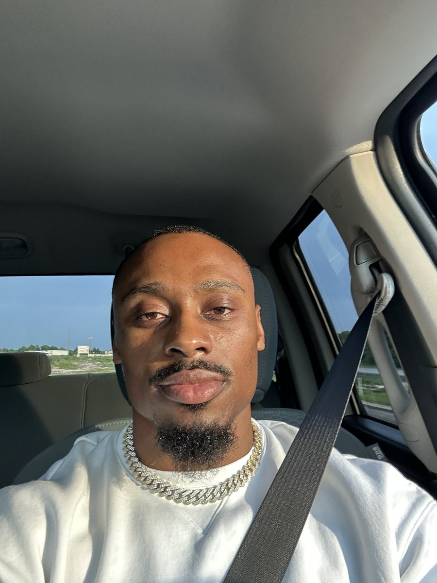 Roman Turner tweet media