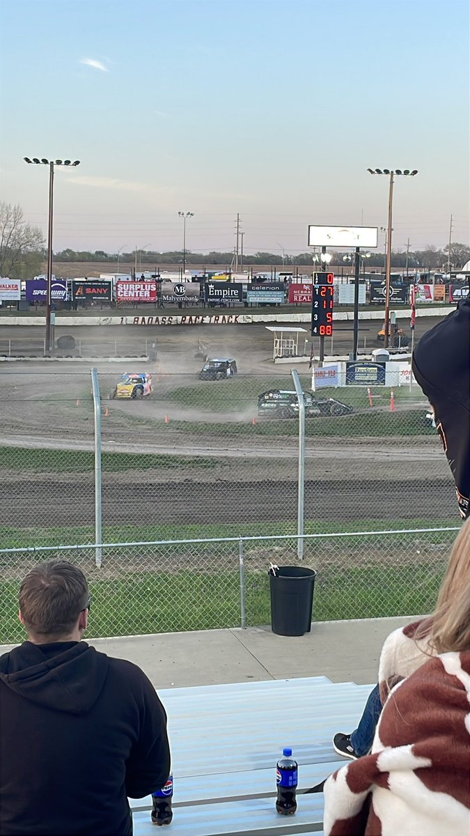 JoeP571's tweet photo. Heats complete,  track work and features next @DustinJarrett https://t.co/kCvkC6I2kb
