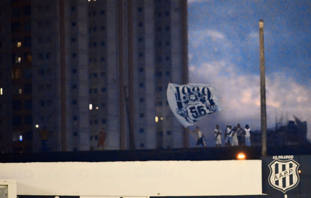 aapp_oficial's tweet photo. JAMAIS ESTARÁS SOZINHA🦍

📸 Júlio César Costa / PontePress

#VamosPonte #PontePreta #JogamosJuntos https://t.co/xfMgeW11bU