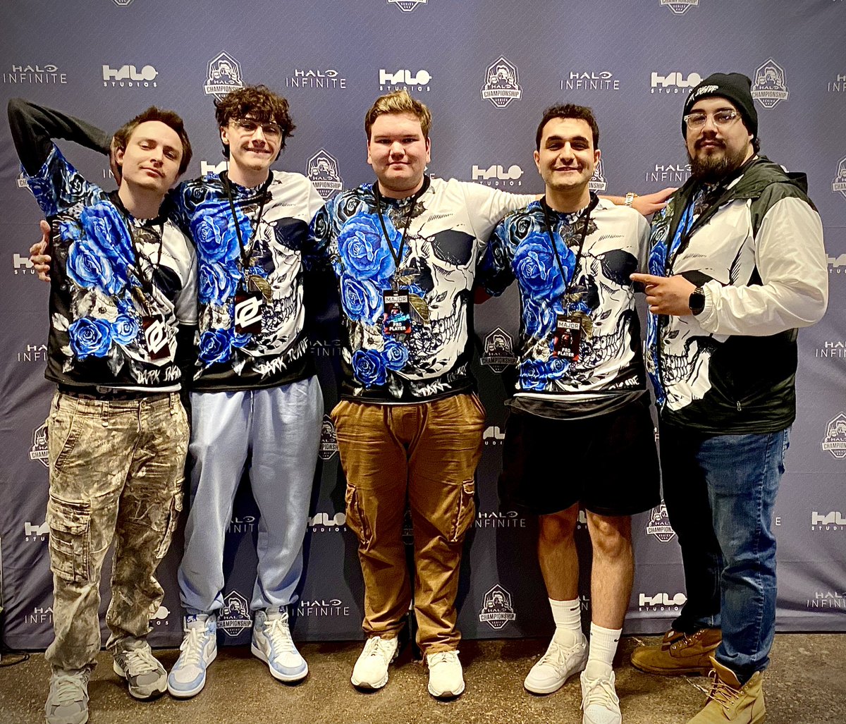 We finish the weekend Top 16- fighting our way out of Open Bracket. 🤍

We could not be more proud of these guys! Through the ebb and flows of the entire event, they stayed locked in, positive and ready to keep pushing! (Even a whole power outage couldn’t stop them!) 

The next