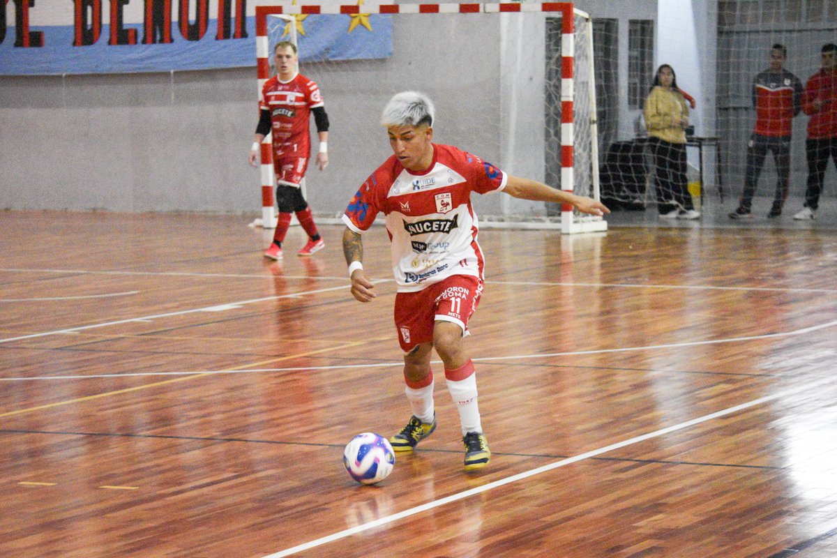 𝗙𝗜𝗡𝗔𝗟 𝗗𝗘𝗟 𝗣𝗔𝗥𝗧𝗜𝗗𝗢

Morón 4-4 Miriñaque 

🔜Próxima fecha 🆚 Estrella de Maldonado (V) 

#FutsalAFA🏆