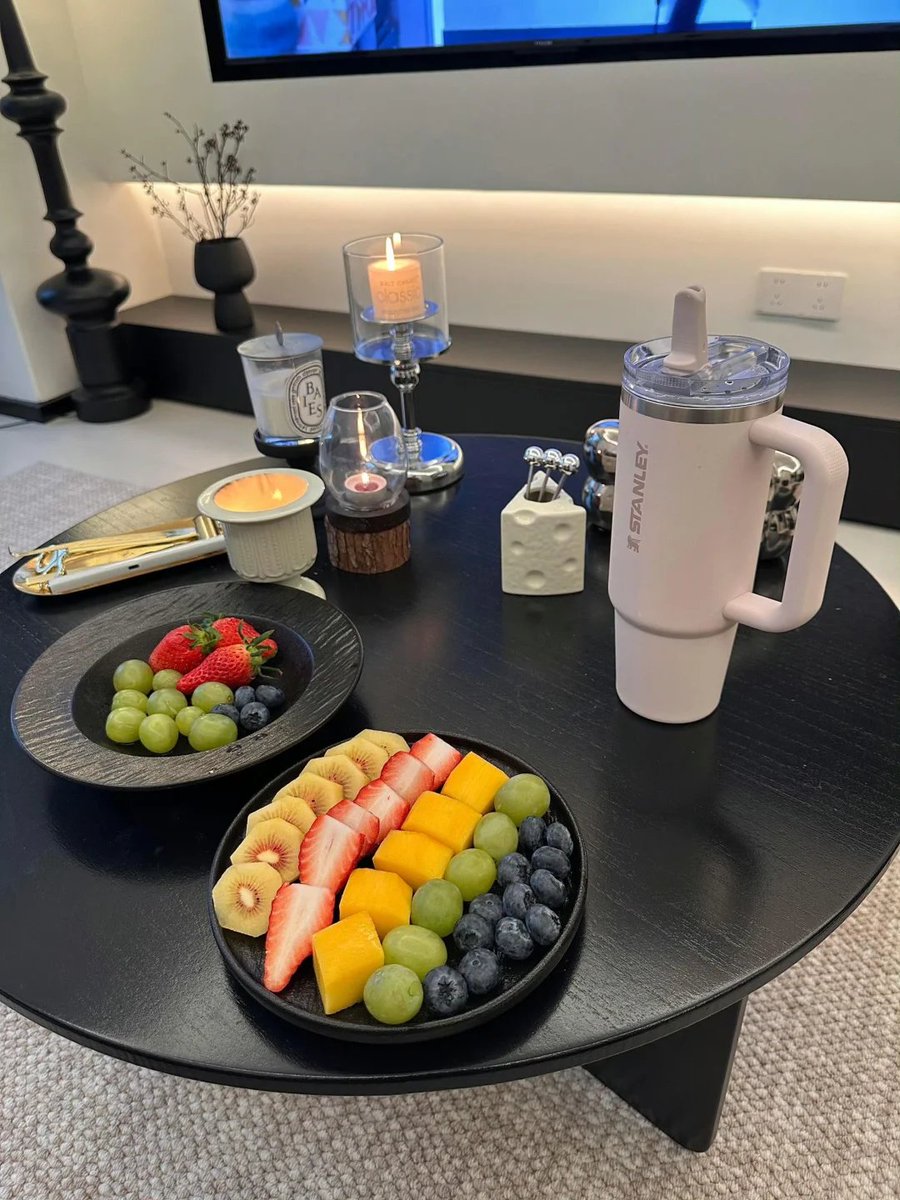 一緒に素敵な週末を過ごしましょう！
昼からまた買い物に行く予定です😊💃