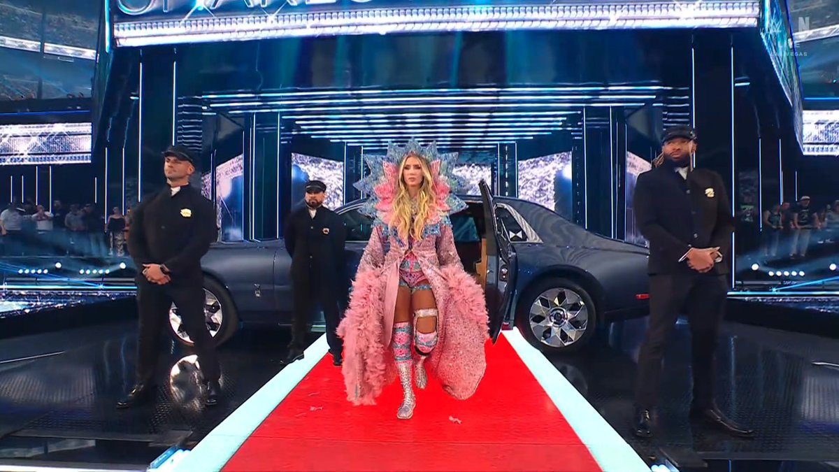 TEAM #CharlotteFlair !!

<a href="/MsCharlotteWWE/">Charlotte Flair</a>