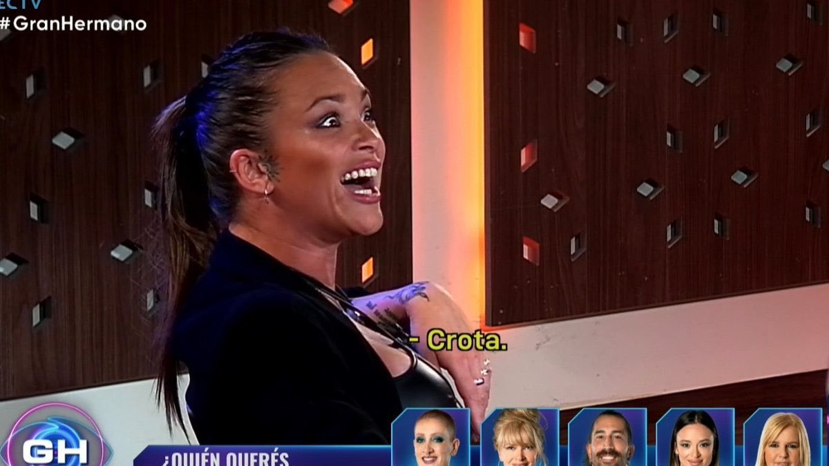 Mi mamá cuando ve que salgo con mis crocs a todos lados