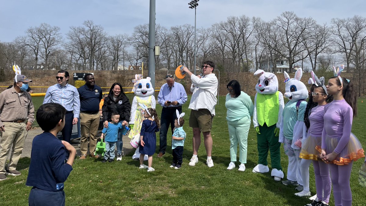 Grateful to share a beautiful day before Easter at wonderful events with Mayor Rivera &amp; friends in Central Falls and Councilwoman Coderre, Mayor Grebien, &amp; so many more in Pawtucket! 🐰🐣