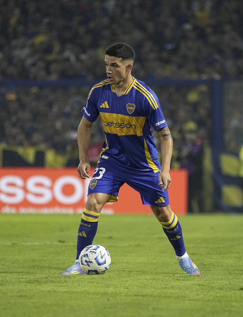 ⚽ BOCA SUPERÓ A ESTUDIANTES EN LA BOMBONERA ⚽

✅ Con goles de Carlos Palacios y Miguel Merentiel, el equipo de Fernando Gago venció por 2-0 al Pincha, por la fecha 14 del Torneo Apertura de la Liga Profesional. 

#DaleBoca 🔵🟡🔵