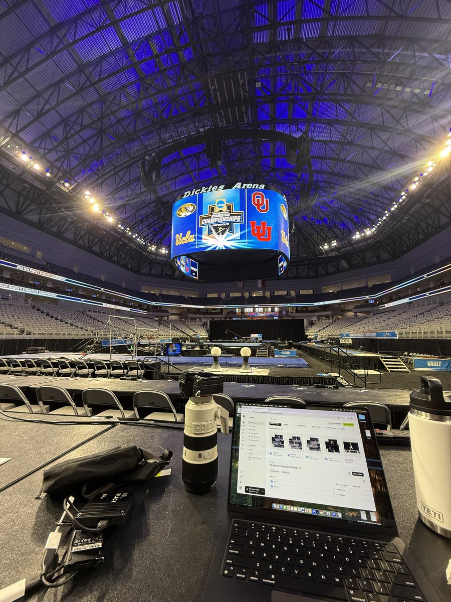Alexis Reyes (@reyesxmedia) on Twitter photo Covering the NCAA Gymnastics Championship was AMAZING🤩📸!!
Thank you <a href="/LynneaPhillips/">Lynnea Phillips</a> for the opportunity!🥹🤍 A dream come true! Covering the NCAA Gymnastics Championship was AMAZING🤩📸!!
Thank you <a href="/LynneaPhillips/">Lynnea Phillips</a> for the opportunity!🥹🤍 A dream come true!
