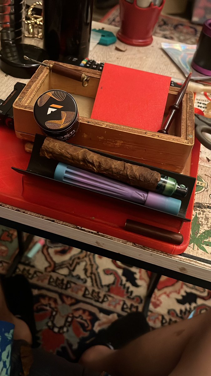 TekTray1's tweet image. Frosti farms and Crawn cravings fresh Subzero. #hashhole #smallbatch