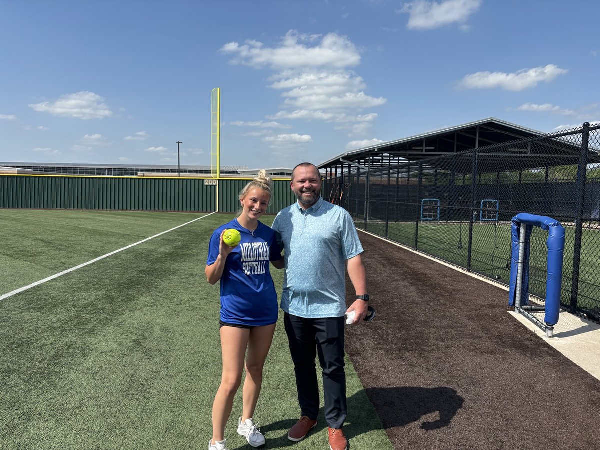 Midlothian High Softball tweet media