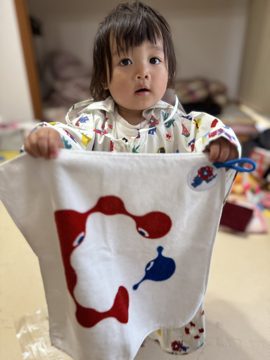 大阪万博行ってきました！ 娘には「ミャクミャクのレインポンチョ」を