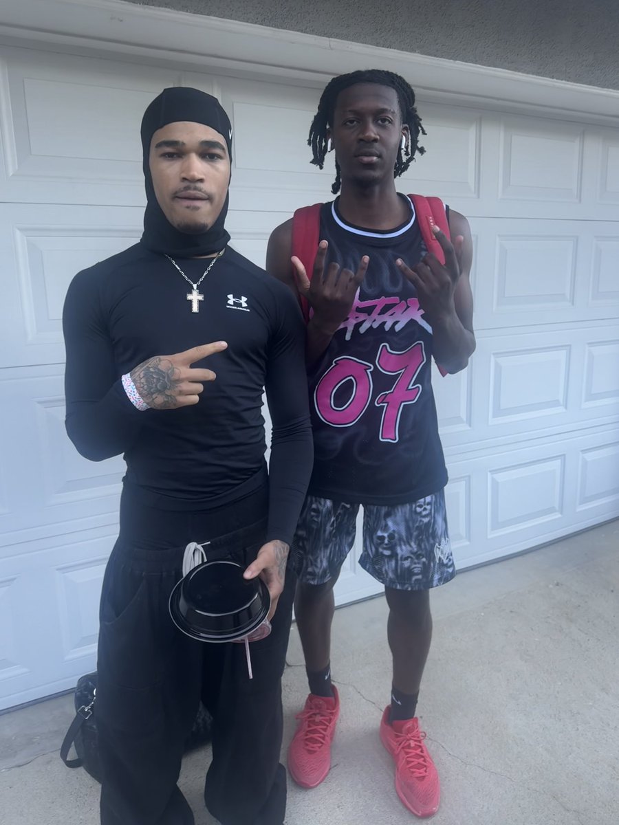 Agent Rad tweet media