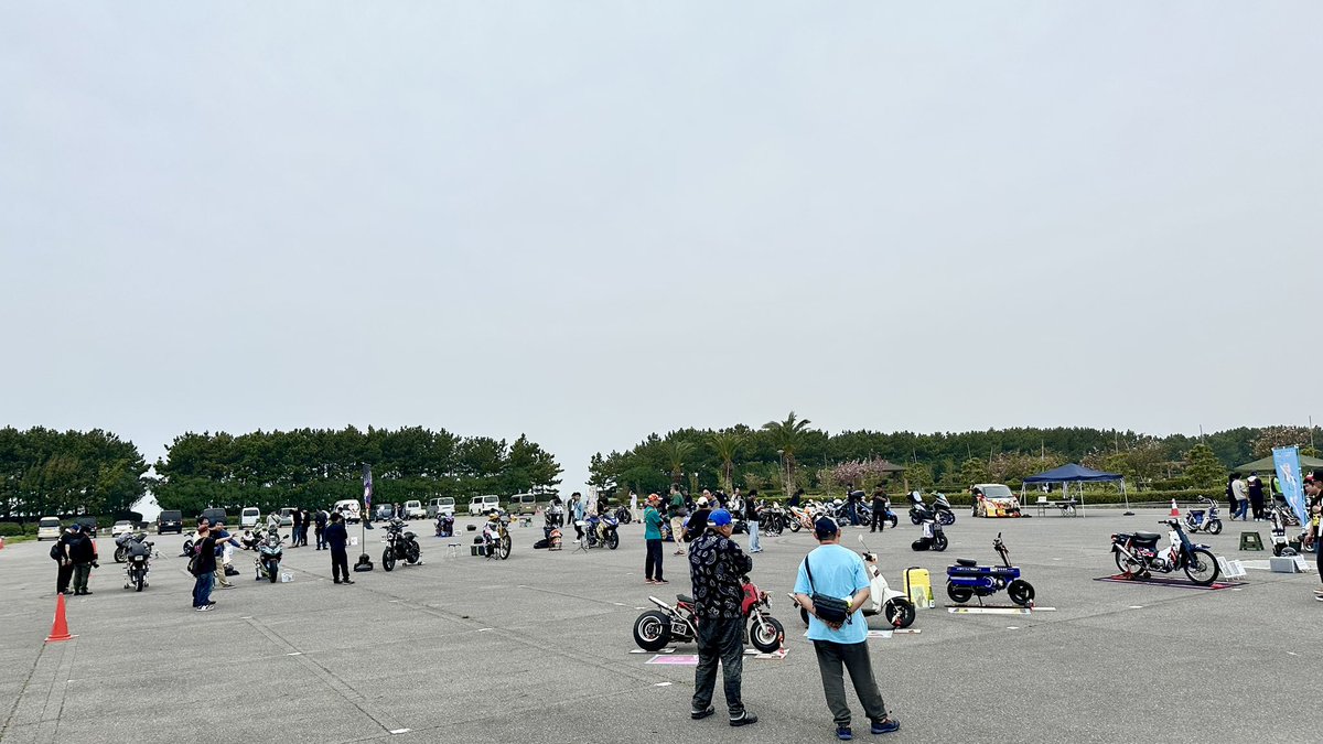 arccrb1's tweet photo. 皆様こんにちは、お疲れ様です。
本日は、一色おさかな広場 駐車場で開催されている「#STARTUP2回目 」にARCChampionshipブースとして参加してます!
イベントについてご質問などございましたら、お気軽にお声掛けください🙂↕️
#STARTUP2 https://t.co/qiBxZsTwU5