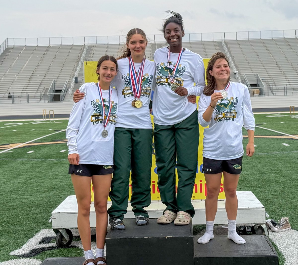 CherikaLená tweet media