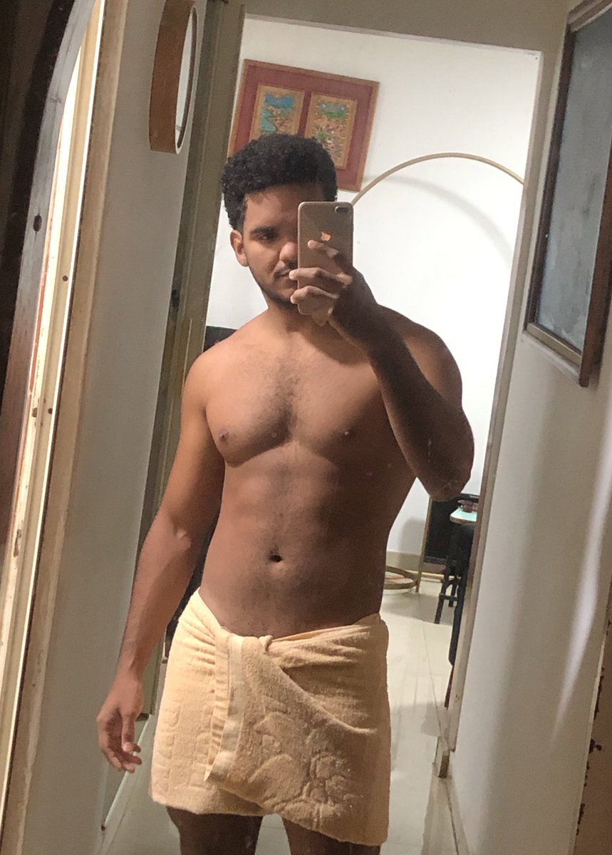 elcoquish's tweet photo. 68kg de chocolate🫦 https://t.co/Ejh4pPnt2z