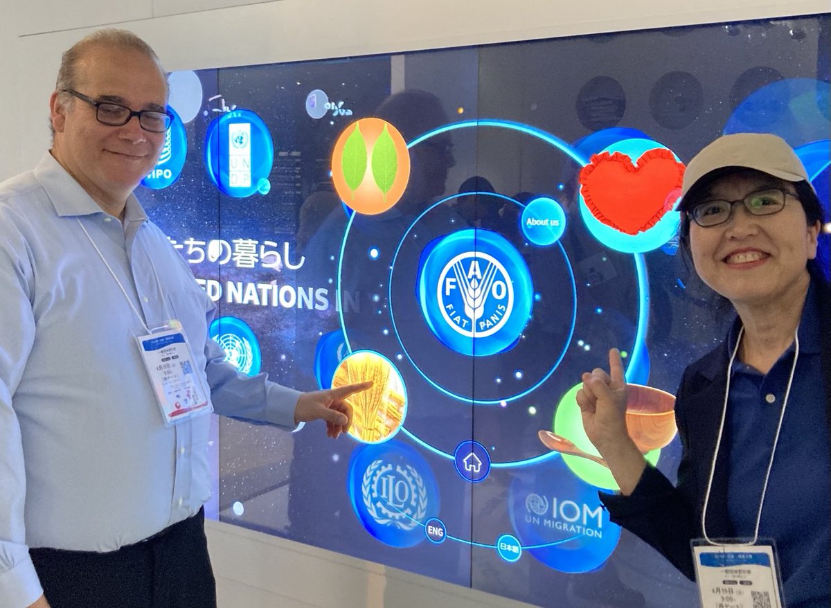 Eriko Hibi 日比絵里子 (@hibi_eriko) on Twitter photo FAOのチーフエコノミストのトレロが#Expo2025 #大阪・関西万博 国連パビリオンを訪問しました。<a href="/FAO/">Food and Agriculture Organization</a> が掲げる4つのベターが見えてます。国連のテーマは「人類は団結したときに最も強くなる」です。是非お立ち寄りください! expo2025.or.jp/en/
<a href="/MaherNasserUN/">Maher Nasser</a> <a href="/FAOJapan/">FAO Japan</a> <a href="/MaximoTorero/">Maximo Torero</a> FAOのチーフエコノミストのトレロが#Expo2025 #大阪・関西万博 国連パビリオンを訪問しました。<a href="/FAO/">Food and Agriculture Organization</a> が掲げる4つのベターが見えてます。国連のテーマは「人類は団結したときに最も強くなる」です。是非お立ち寄りください! expo2025.or.jp/en/
<a href="/MaherNasserUN/">Maher Nasser</a> <a href="/FAOJapan/">FAO Japan</a> <a href="/MaximoTorero/">Maximo Torero</a>