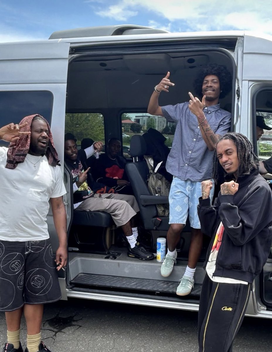 MIKE, Niontay, Taka, El Cousteau &amp; Sideshow

far too much talent in one photo…