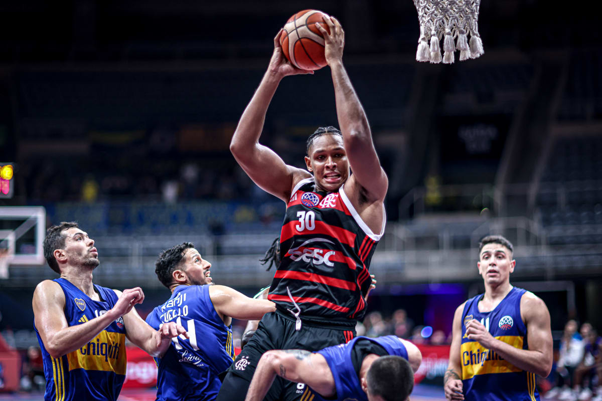 JDM__1's tweet photo. 🔴⚫ FLAMENGO CAMPEÓN DE LA BCLA 🔴⚫
¡Por segunda vez en su historia!
El Mengão aplastó a Boca Juniors 83-57 en el Maracanazinho y se consagró campeón de la Basketball Champions League Americas.
Deodato fue figura con 16 puntos.
#Flamengo #BocaJuniors #BCLA2025 #FinalBCLA https://t.co/grQrRWotNO