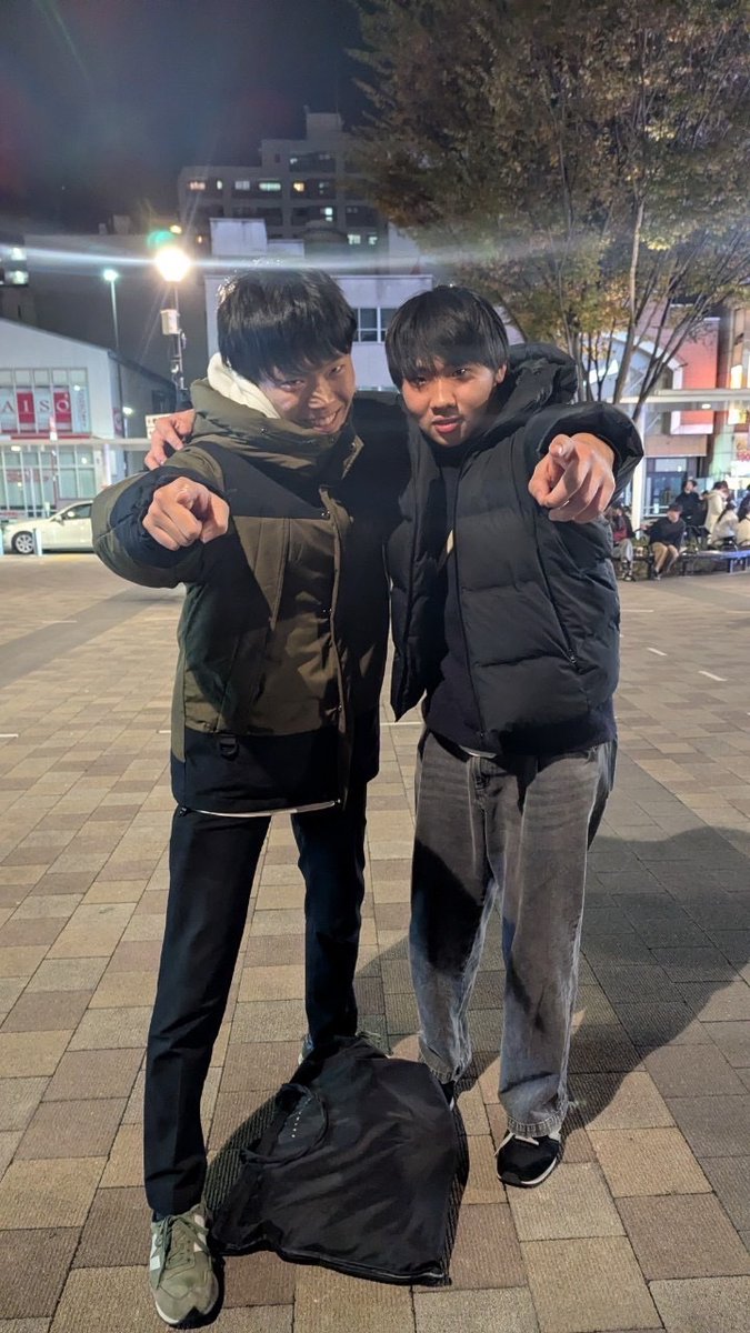 【第1部 演者紹介】

①スモールライク
②小岩井・好地
③次のクリーピーハッルは君たちだ！

1部のチケットはこちらから↓
tiget.net/events/394561